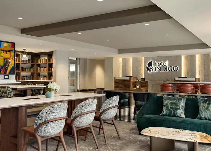 Hotel Indigo Riverwalk By Ihg