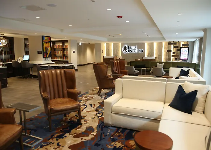 Hotel Indigo Riverwalk By Ihg
