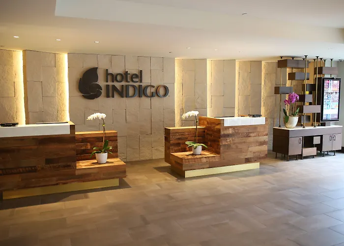 Indigo Riverwalk By Ihg Hotel Naperville