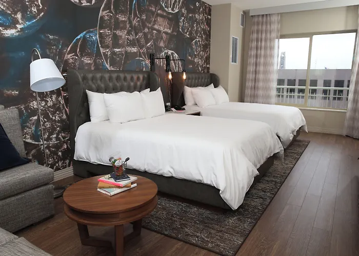 Indigo Riverwalk By Ihg Naperville
