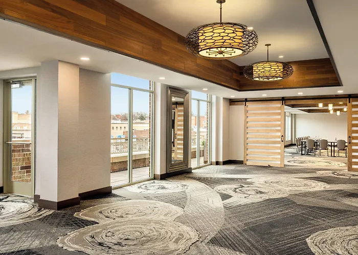 Indigo Riverwalk By Ihg Hotel Naperville